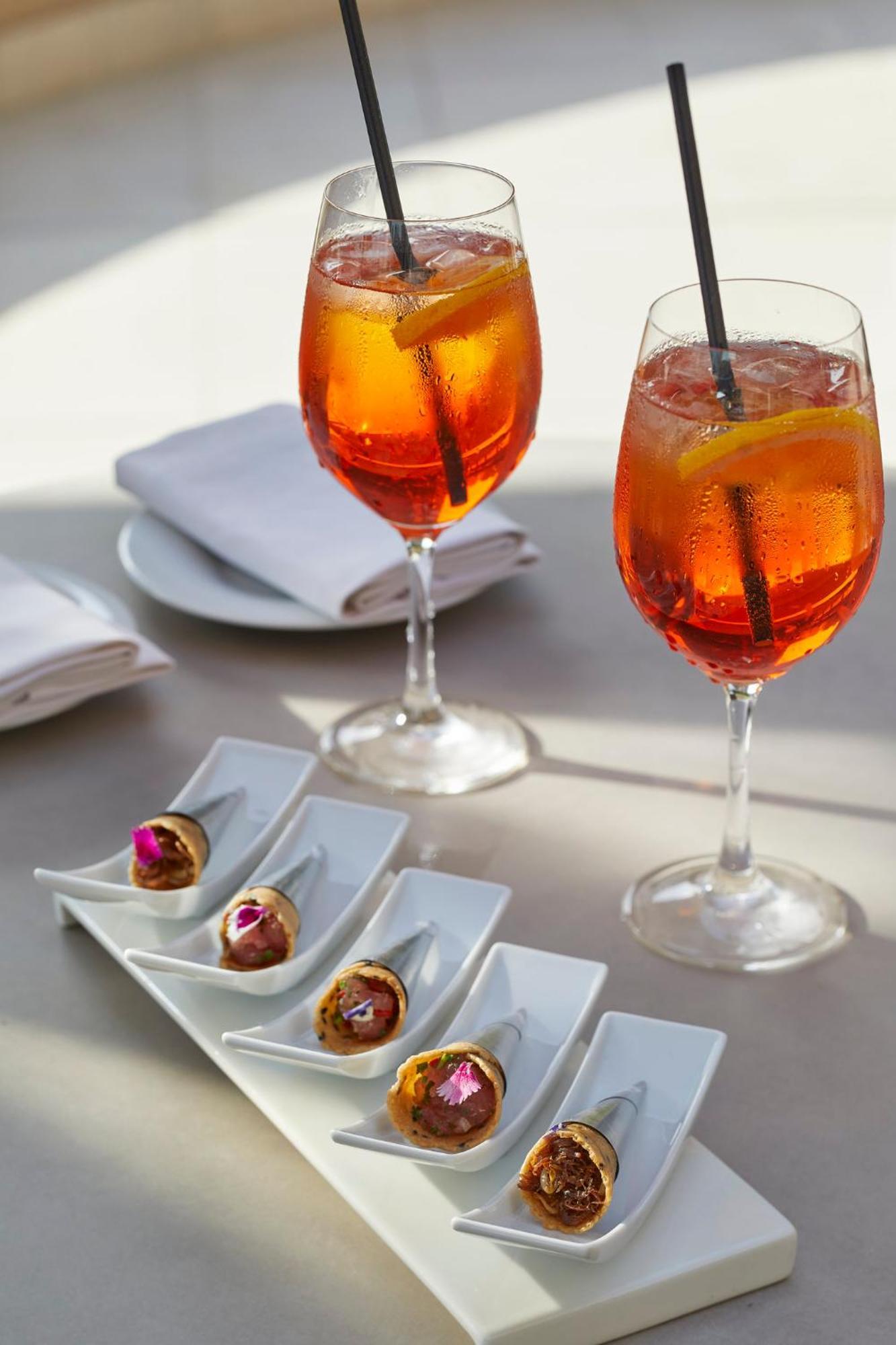 Mandarin Oriental, Santiago Hotel Bagian luar foto Aperol Spritz