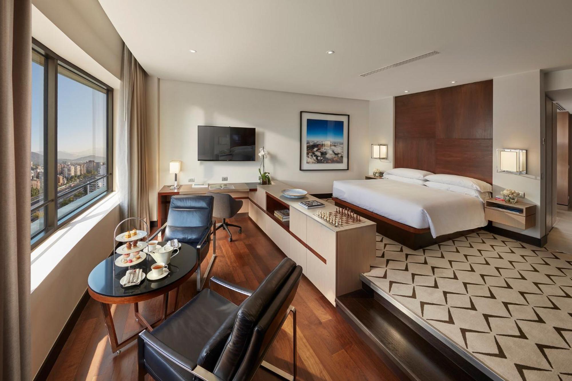 Mandarin Oriental, Santiago Hotel Bagian luar foto A suite at the Conrad Istanbul Bosphorus